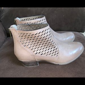 Zip up booties & Wedged Heels